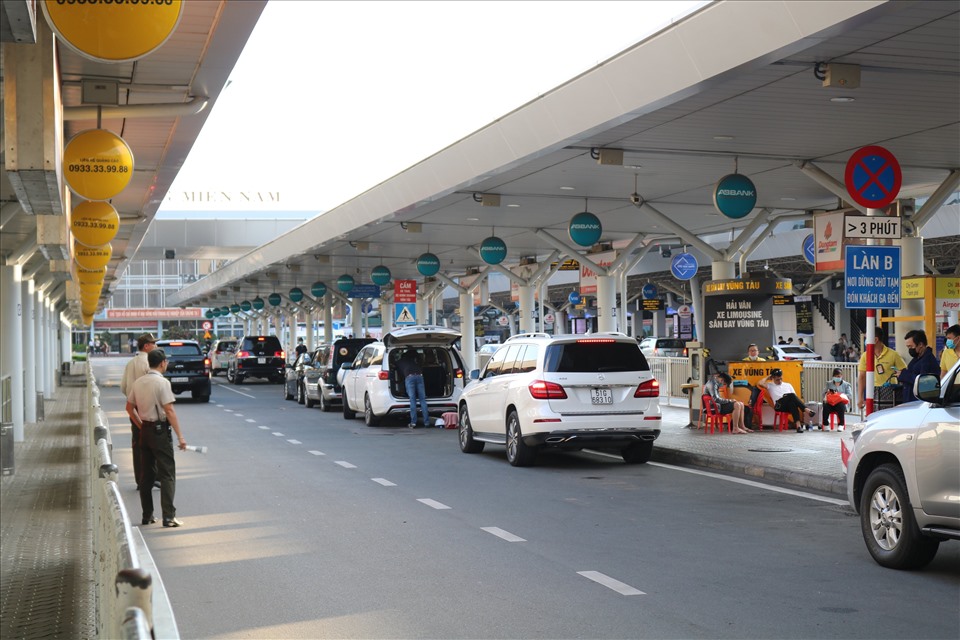 Xe 7 chỗ sân bay Tân Sơn Nhất đi Đà Lạt – Hành trình thoải mái, tận hưởng cao nguyên thơ mộng!
